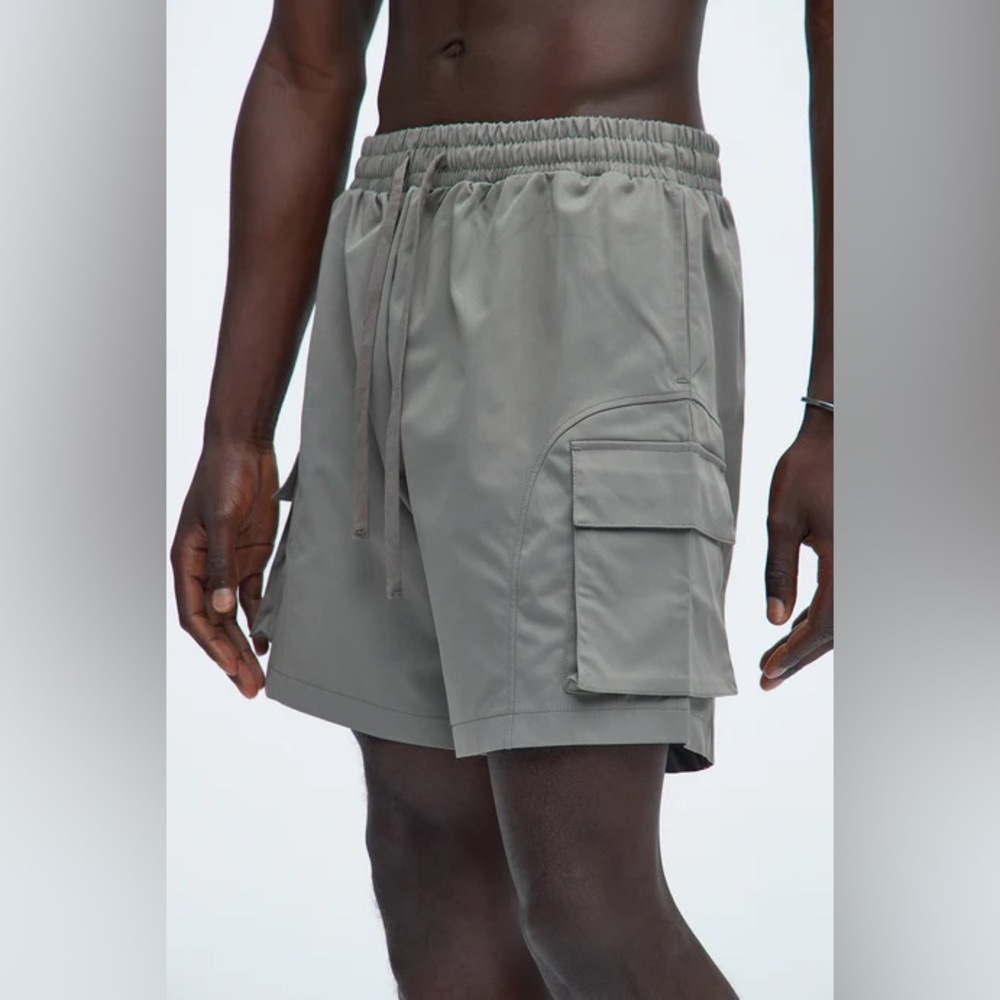 Men's Gray Cargo Shorts